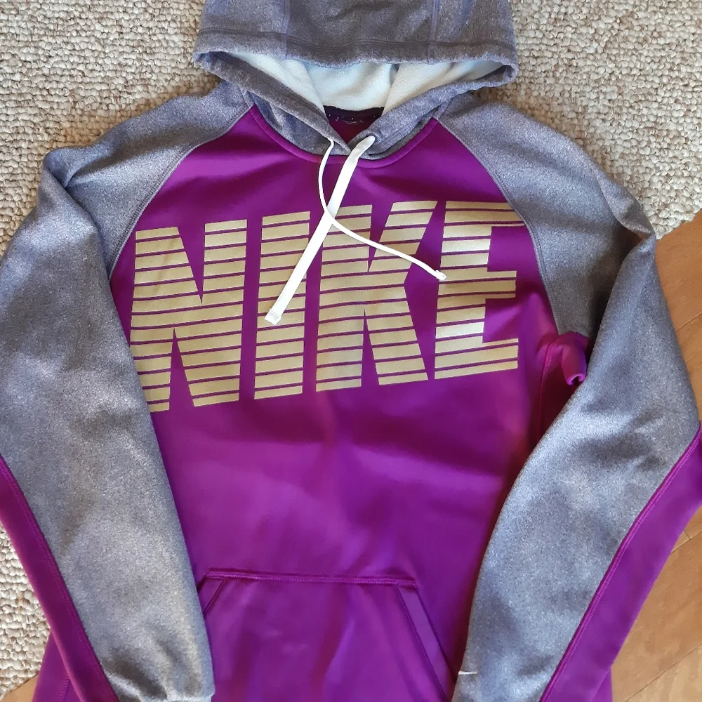Nike Therma Fit Hoodie size Small - Picture 8 of 16